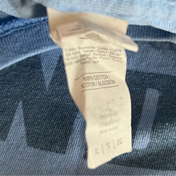 The Office Dunder Mifflin Blue tshirt - Picture 2 of 4